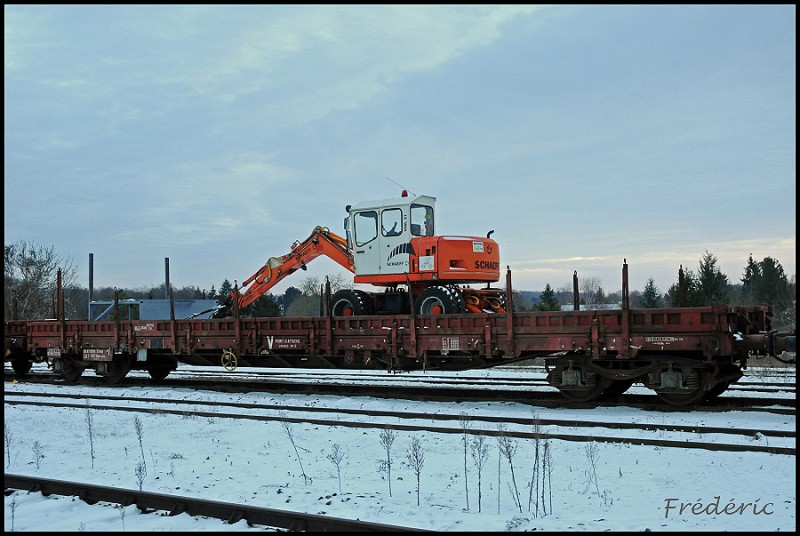 80 87 979 4 774-0 Uas R55-6 La Guerche03 271210-border.jpg