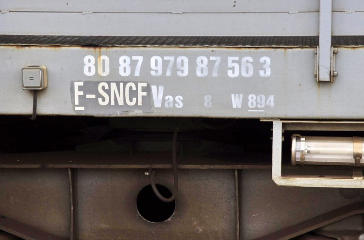 80 87 979 8 756-3 Vas W89 4 (2016-03-30 gare de Tergnier) SNCF-RO (21).jpg