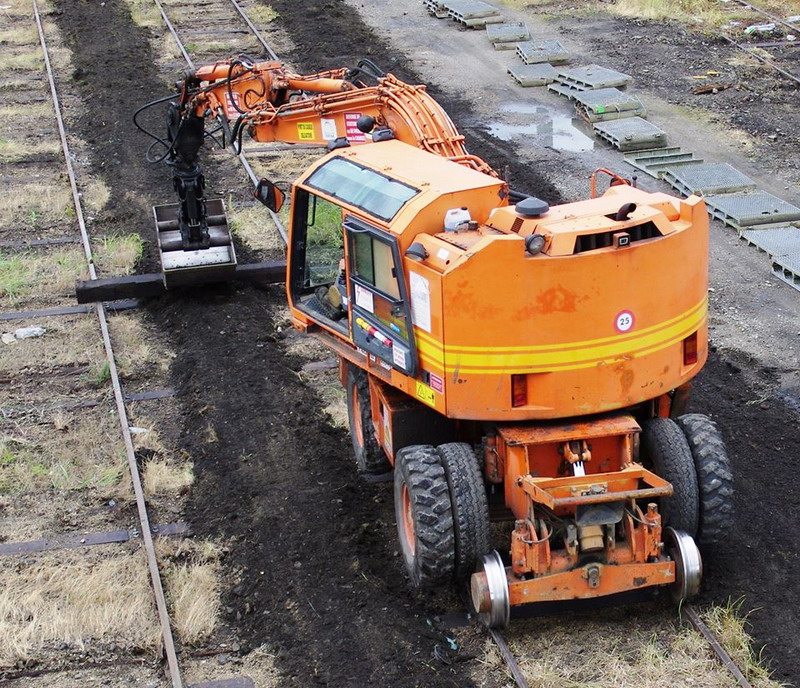 CASE 788 PRR (2016-07-01 gare de Tergnier) Colas Rail F 6200033 (15).jpg