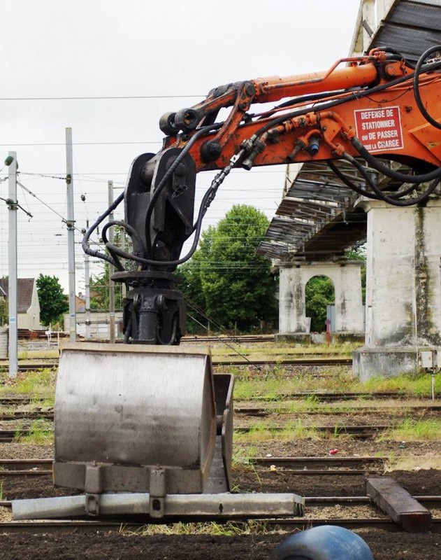 CASE 788 PRR (2016-07-01 gare de Tergnier) Colas Rail F 6200033 (23).jpg