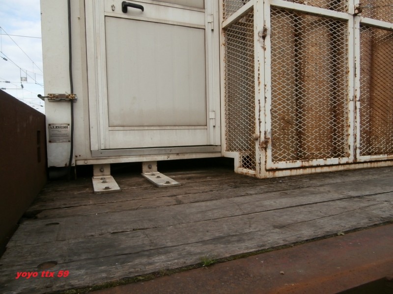 Uas R24-6 80 87 975 0 341-0 AM=18.JPG