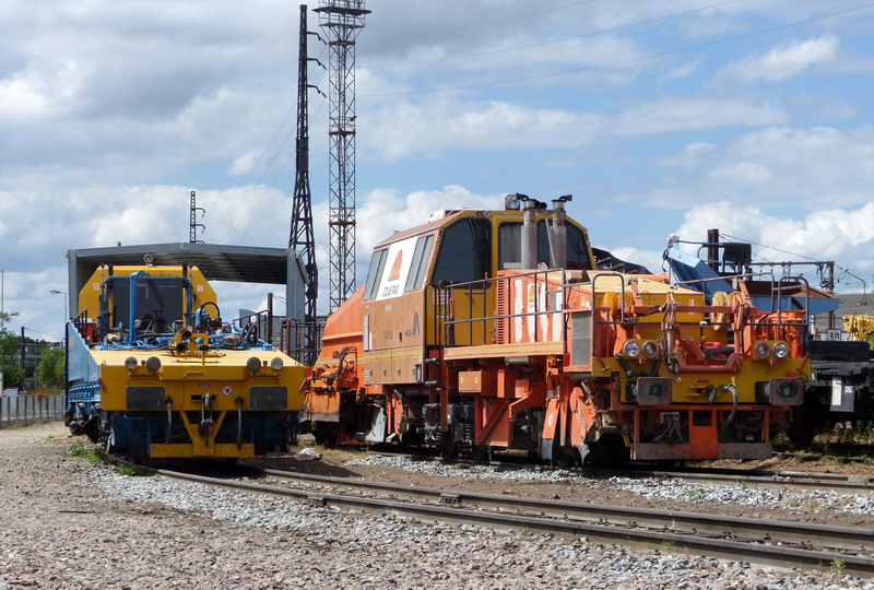 (18) 99 87 9 125 513-1 R24 LS (2016-07-31 SPDC).jpg