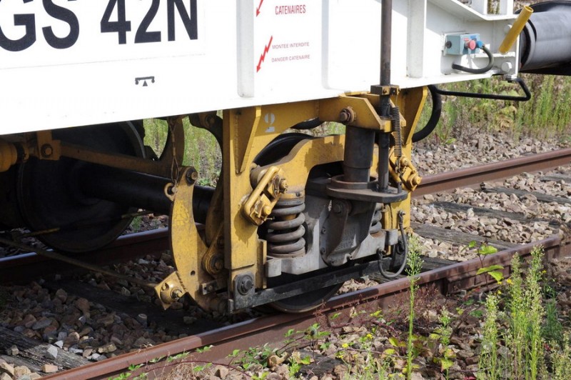 99 87 9 426 501-2 DGS 42 N (2016-09-02 gare de Chaulnes) ETF (31).jpg