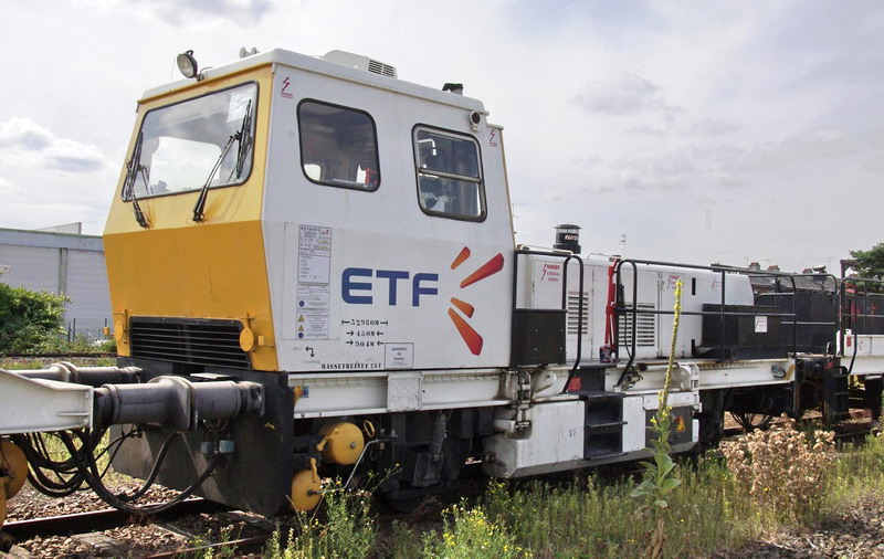 99 87 9 426 501-2 DGS 42 N (2016-09-02 gare de Chaulnes) ETF (48).jpg