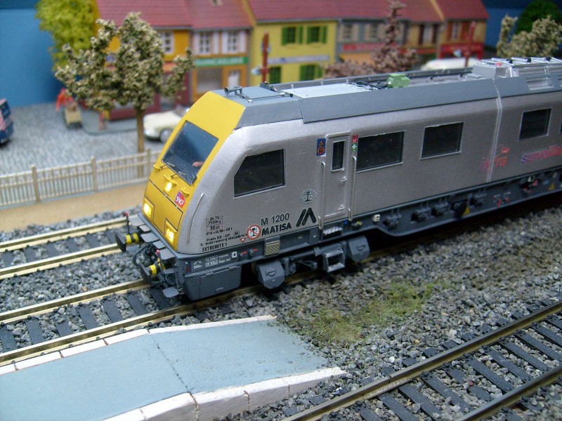 V6 (22)-light.JPG