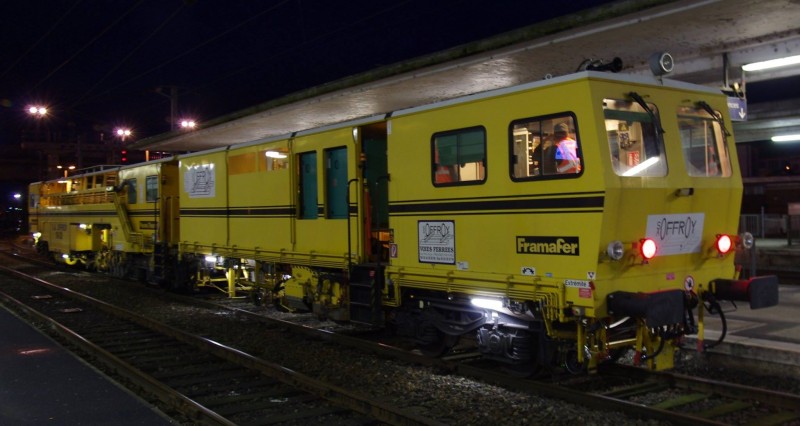 99 87 9 122 516-2 (2013-05-22 gare de Saint Quentin) 108-32U (12).jpg