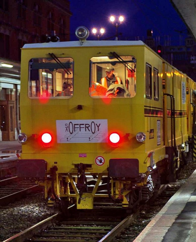 99 87 9 122 516-2 (2013-05-22 gare de Saint Quentin) 108-32U (10).jpg