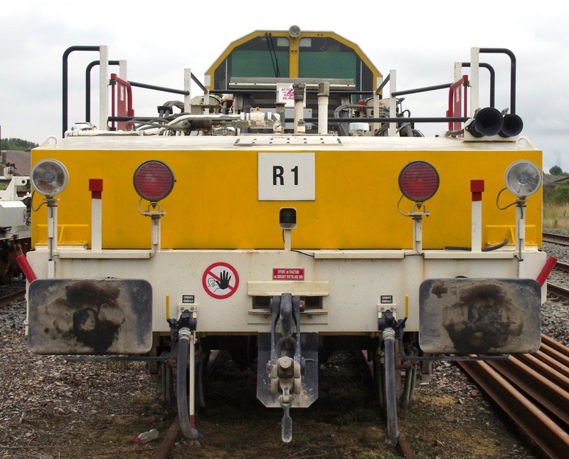 99 87 9 125 521-4 Type SSP 230 T Dynamic (2016-09-06 gare de Chaulnes) Eiffage-Pichenot Bouillé (3).jpg