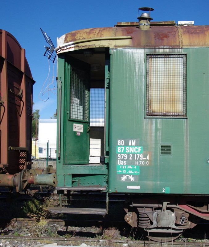 80 87 979 2 179-4 Uas H70 0 SNCF-AM '2016-09-27 gare de Saint Quentin) (7).jpg