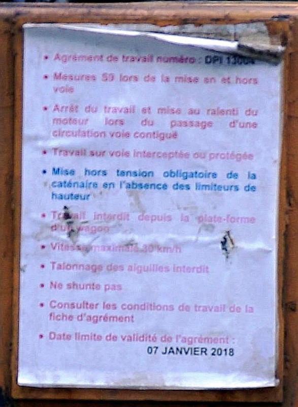 CASE 788 PRR (2016-10-26 Gare Paris Est) Colas Rail F 6200018 (4).jpg