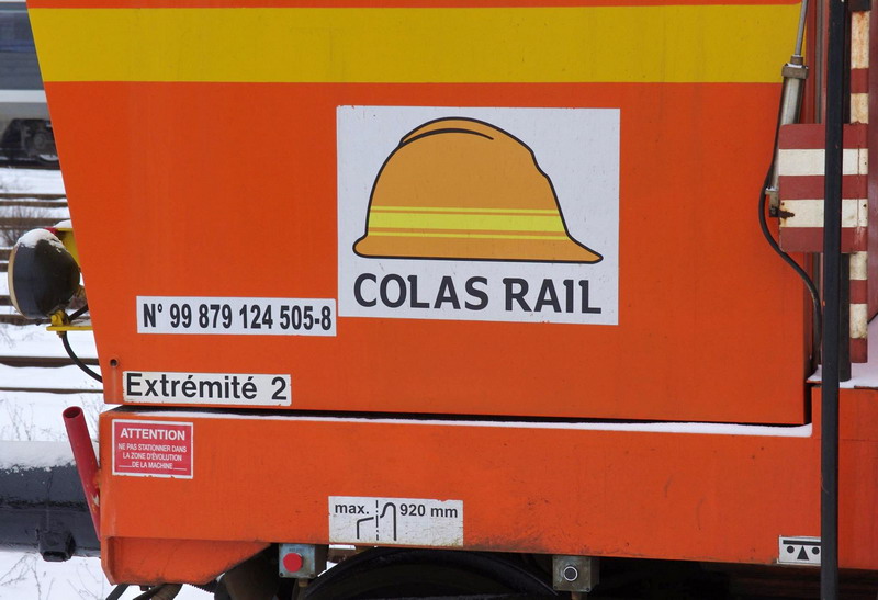 99 87 9 124 505-8 (2013-01-26 Saint Quentin) 108-275 FRP Colas Rail (11).jpg