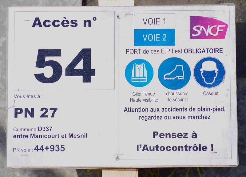 2016-12-06 Manicourt et Mesnil (1).jpg