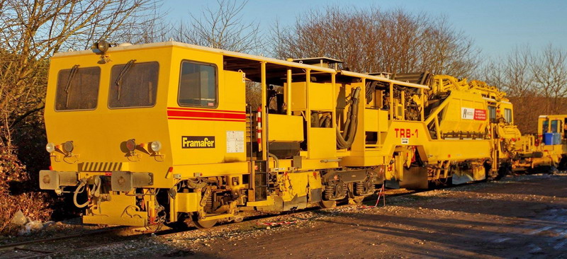 99 87 9 125 507-5 RGT 35-2B.jpg