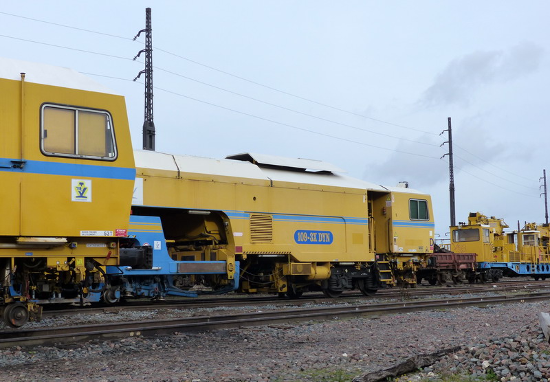 (5) 99 87 9 123 501-8 Type 109 3X D.jpg