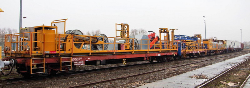 80 87 979 8 017-0 Uas W73 6 F SNCF-PN (2017-02-09 Saint Quentin) (9).jpg