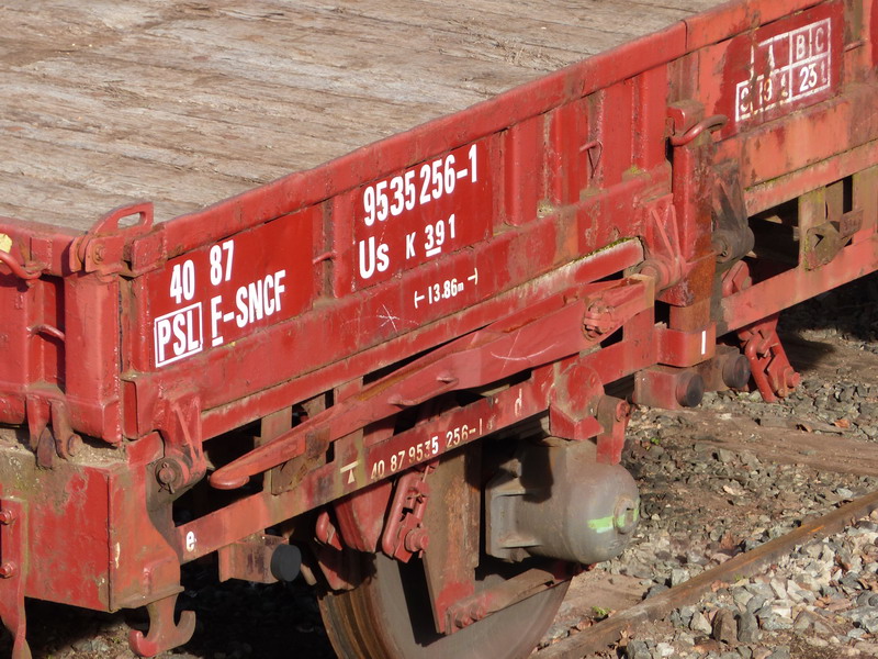 40 87 953 5 256-1 Us K39 1 F SNCF-PSL (2017-02-19 BIDON V à SPDC) (2).jpg