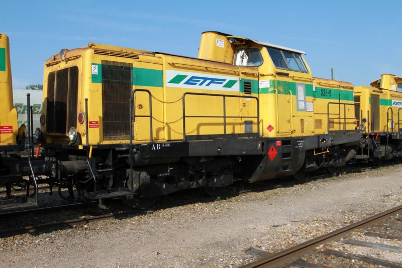 528a.jpg