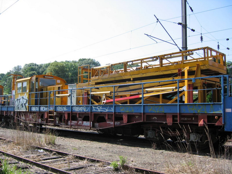 80 87 979 8 010-5 Uas W SNCF-PN (2010 Villers Cotterets).jpg