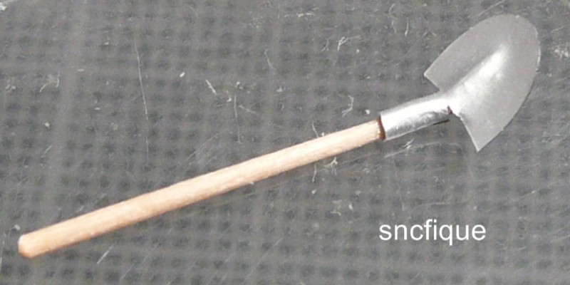 pelle v2.1.JPG (159.24 Kio) Vu 1773 fois pelle v2.1.JPG