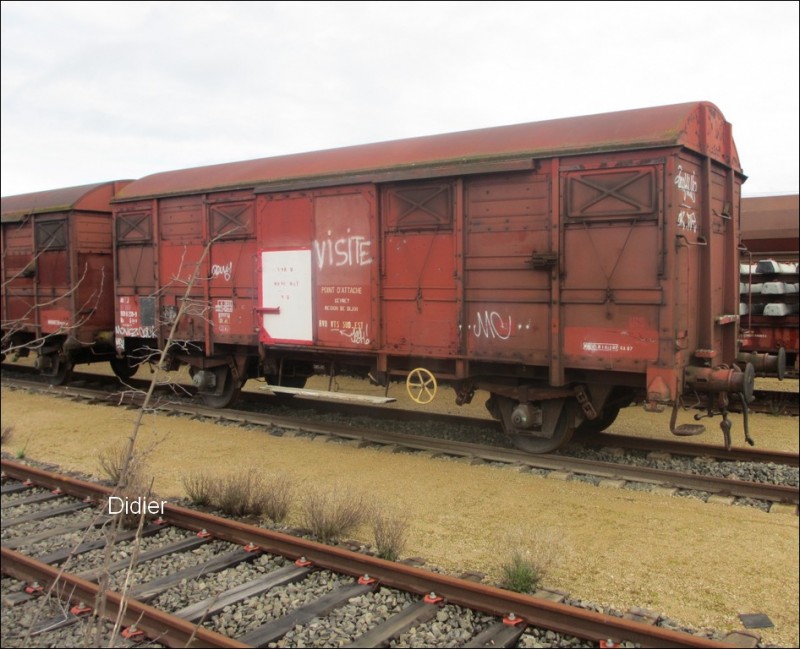 9590239-9UsG54-6LLQ012013.jpg