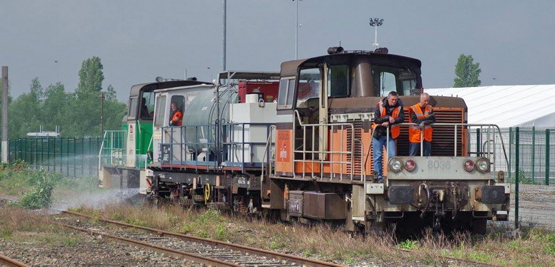 80 87 979 8 836-3 Uas W85 6 F SNCF-AM (2017-05-05 Saint Quentin) (2).jpg