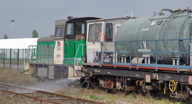 80 87 979 8 836-3 Uas W85 6 F SNCF-AM (2017-05-05 Saint Quentin) (9).jpg