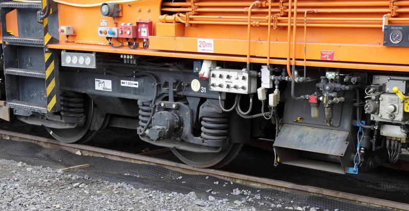 99 87 9 114 501-9 RM 900 HD 100 AHM (2013-06-12 Laon) Colas Rail (14).jpg