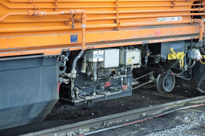 99 87 9 114 501-9 RM 900 HD 100 AHM (2013-06-12 Laon) Colas Rail (67).jpg