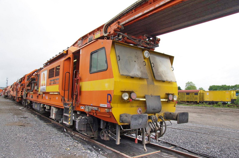 99 87 9 114 501-9 RM 900 HD 100 AHM (2013-06-12 Laon) Colas Rail (82).jpg