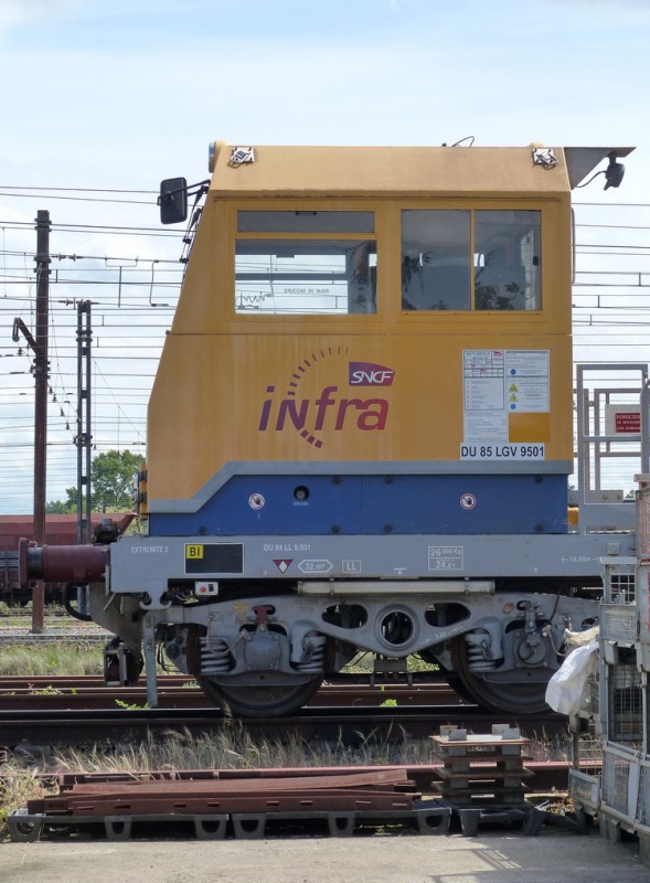 99 87 9 286 011-2 DU 85 LGV 9501 (2017-05-14 Infrapôle LGV A à SPDC) (2).jpg