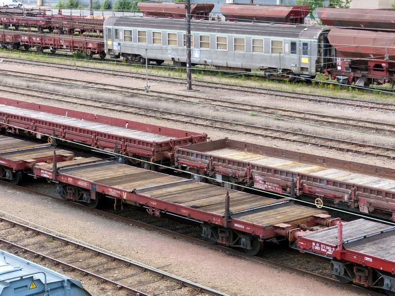 80 87 977 2 864-5 Uas S03 6 F SNCF-BD (2015-06-27 SPDC) (1).jpg