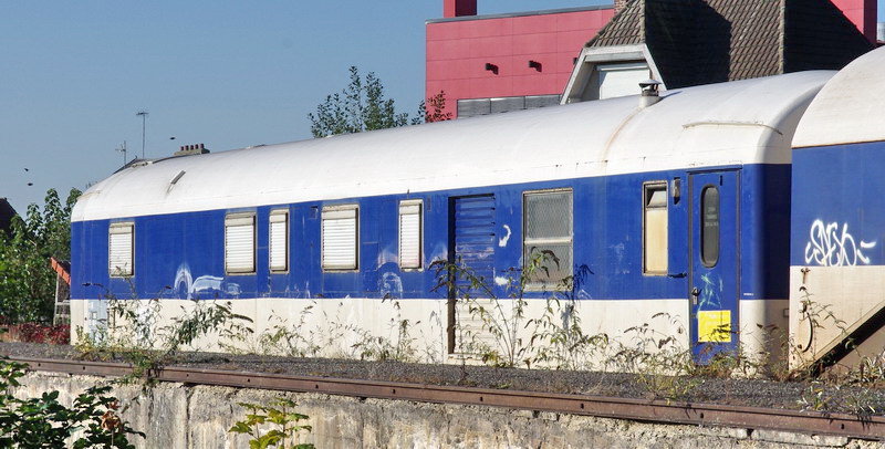 80 87 979 3 008-4 Uas H55 0 SNCF-MN (2015-10-02 Tergnier) (3).jpg