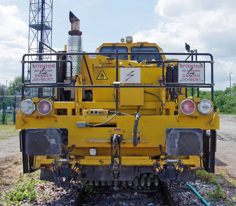 99 87 9 128 055-0 Combi 20 n°20005 (2017-05-31 Laon) SNCF-AM ex 9.353 (19).jpg