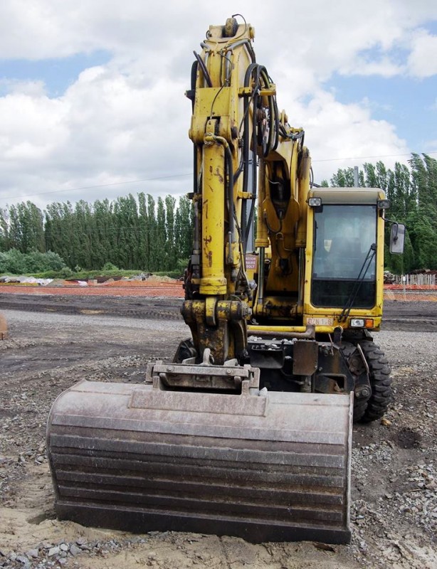 ATLAS TEREX 1604 KZW (2017-06-07 gare de Menin) Frateur de Pourcq (1).jpg