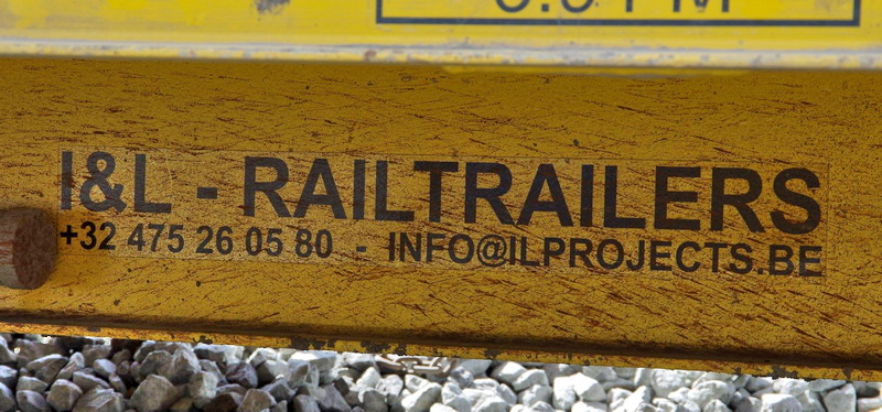 Lorry I&L Railtraillers (2017-06-07 gare de Menin) Witte-Vandecaeye (10).jpg
