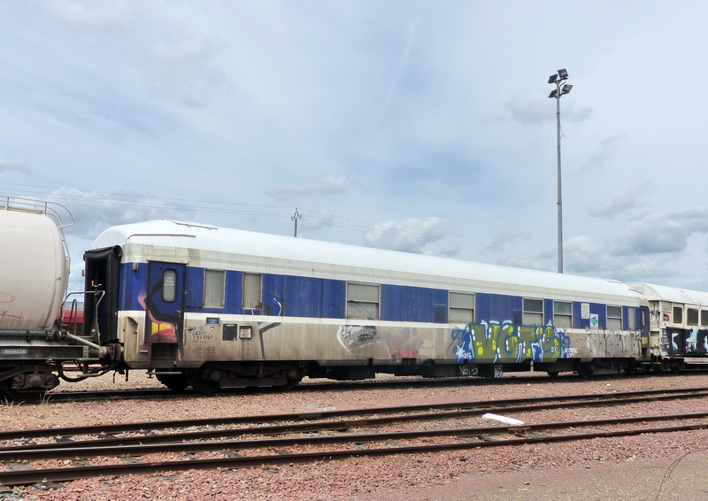 80 87 979 0 678-7 Uas H55 0 F SNCF-RO (2017-06-04 BIDON V à SPDC) TDGR 4 (1).jpg