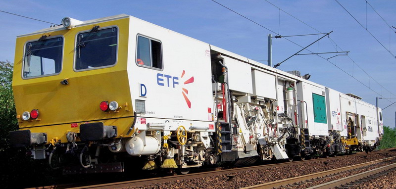 99 87 9 124 537-1 (2017(08-28 entre St Quentin et Tergnier) (8).jpg