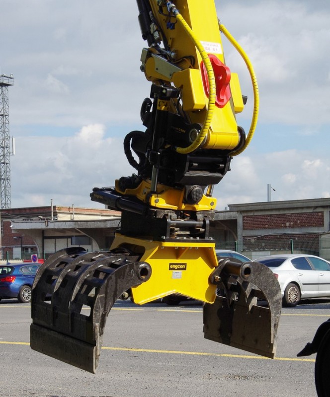 Engcon Titrotateur (16).jpg