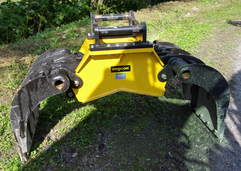 Engcon grapin SK15 (2).jpg