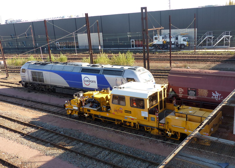 99 87 9 228 023-7 EMV 93 GR9 (2017-10-28 SPDC) SNCF-NT 9.309 (1).jpg