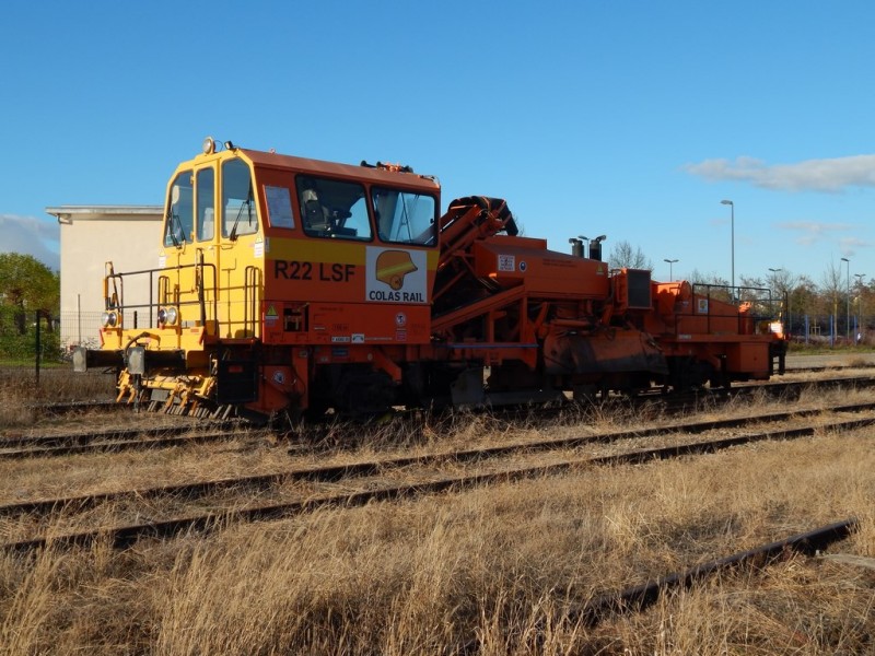 R22 LSF - 99 87 9 125 510 7 - COLAS RAIL (43) (Copier).JPG