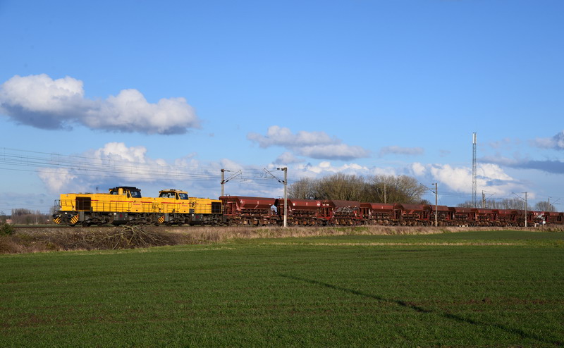 G 1206 BB 5701977 (2016-03-04 direction Pont-à-Vendin près de Somain) + 61767 et 61761 en Q.jpg