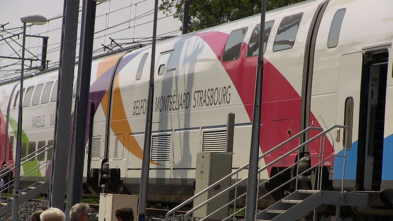 TGV D 746 R4 Bar.JPG