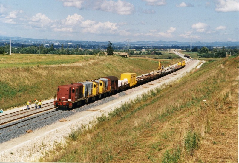 RE 3599194.jpg