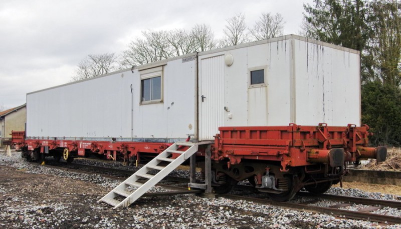 80 87 979 4 757-5 Uas R55 6 SNCF-PSL (2018-03-09 Laon) (6).jpg