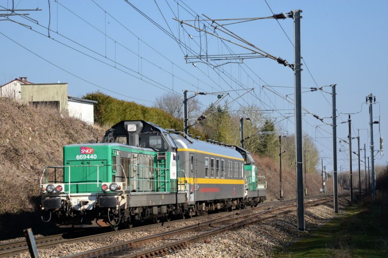 69440 (2018-02-22 Essigny-le-Petit) + 69426 + voiture PSV.jpg