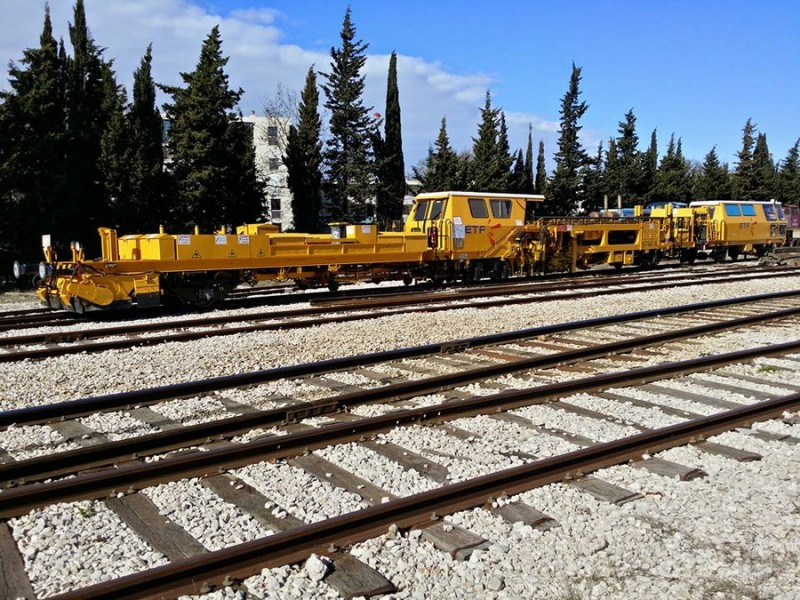 99 87 9 422 502-4 (2015-12-17 Marignane).jpg (288.15 Kio) Vu 3719 fois 99 87 9 422 502-4 (2015-12-17 Marignane).jpg