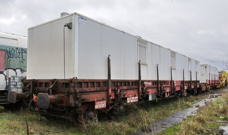 80 87 975 0 341-0 Uas R24 6 F SNCF-AM (2013-11-02 St Quentin) (7).jpg