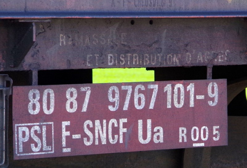 80 87 976 7 101-9 Ua R00 5 F-SNCF-PSL (2018-04-20 Monbleux PK 53,950) (2).jpg (152.78 Kio) Vu 2084 fois 80 87 976 7 101-9 Ua R00 5 F-SNCF-PSL (2018-04-20 Monbleux PK 53,950) (2).jpg
