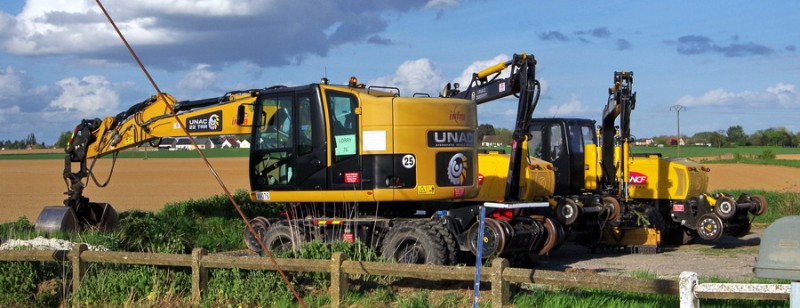 UNAC 22TRR (2018-04-26 PN Ã Essigny-le-Grand) W076 SNCF RESEAU (2).jpg (127.55 Kio) Vu 2203 fois UNAC 22TRR (2018-04-26 PN Ã Essigny-le-Grand) W076 SNCF RESEAU (2).jpg